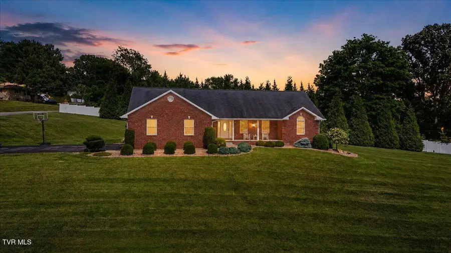 108 Ridgeland Drive, Johnson City, TN 37601 - #3