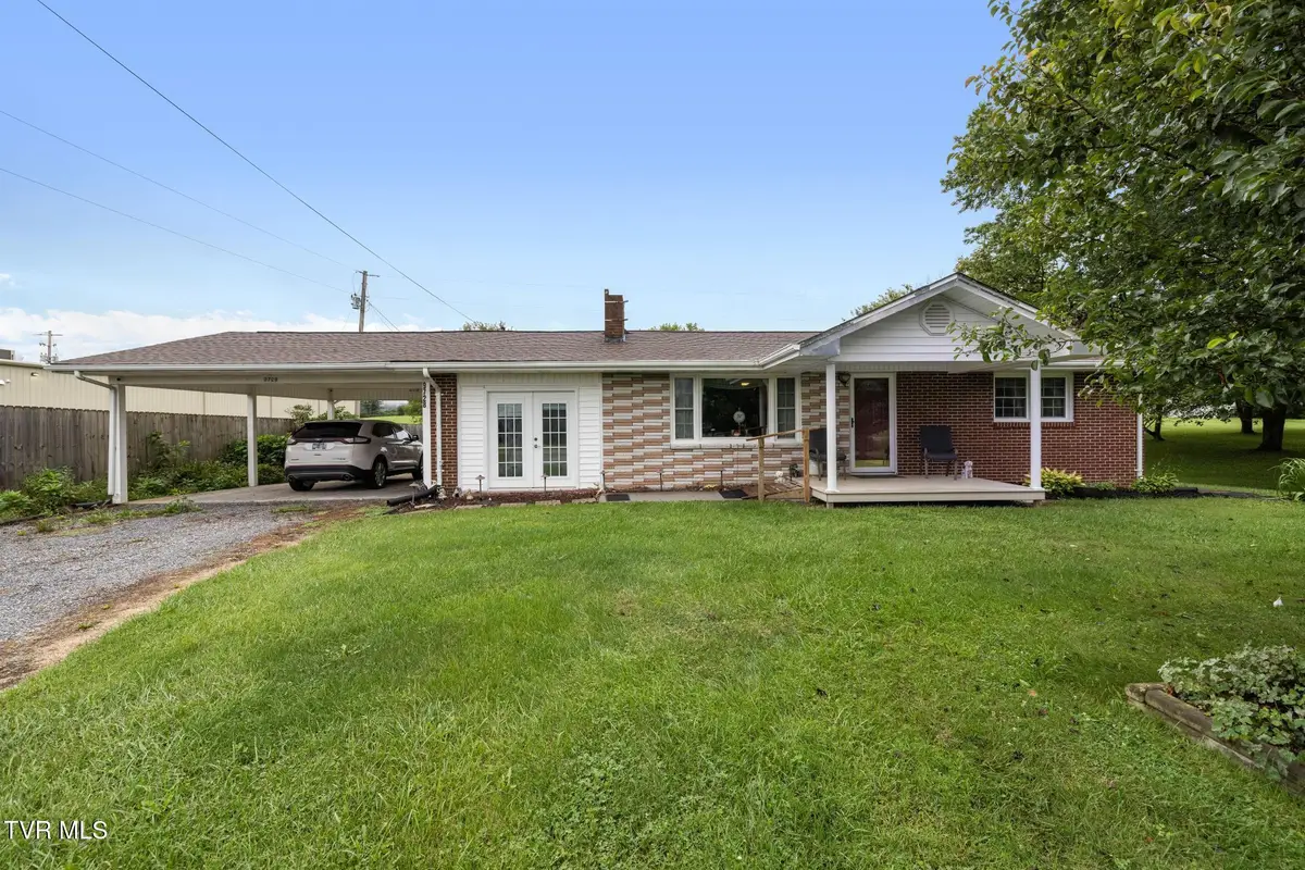 9728 North Highway 421, Shady Valley, TN 37688 - #1