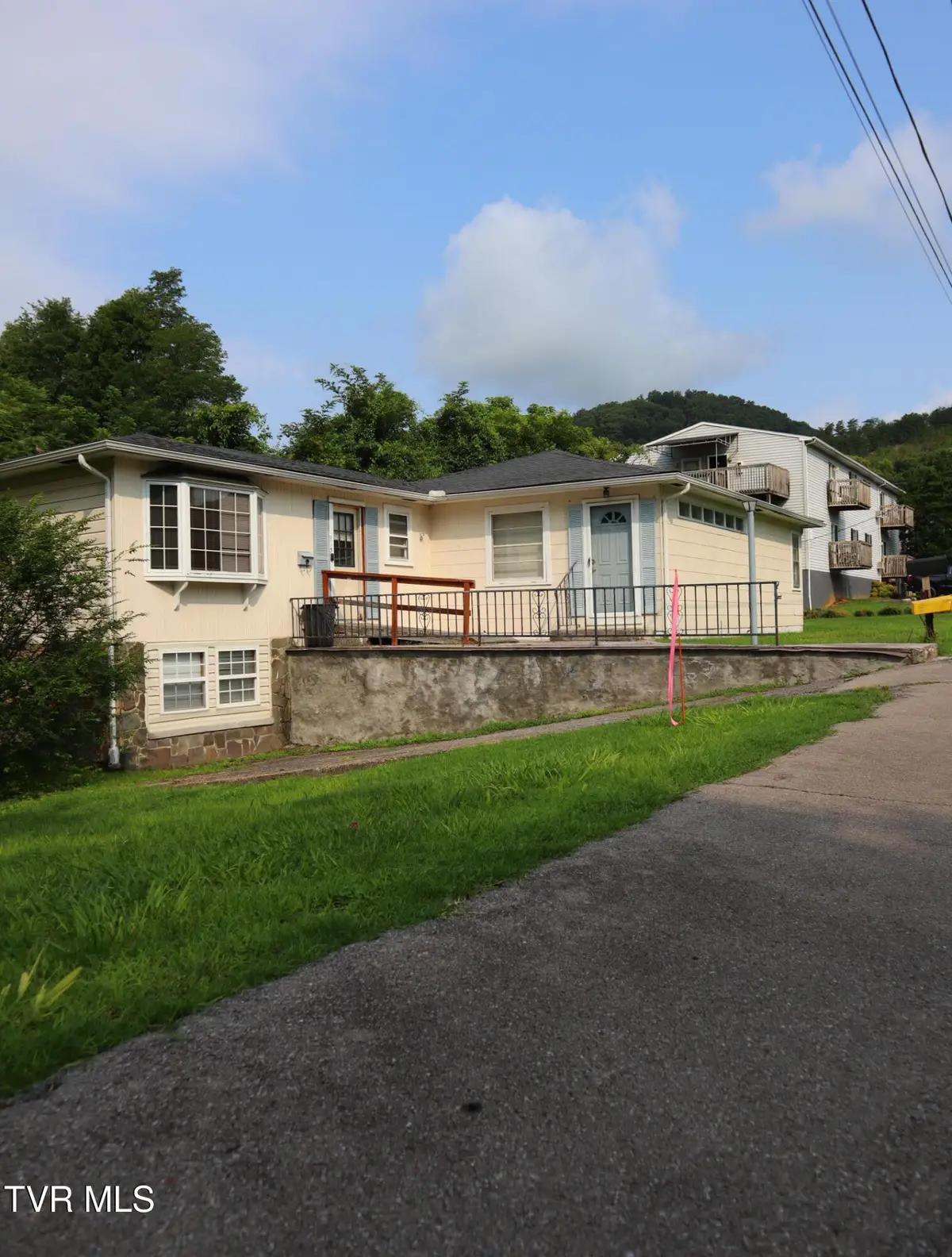 313 North Boyd Street, Rogersville, TN 37857 - #1