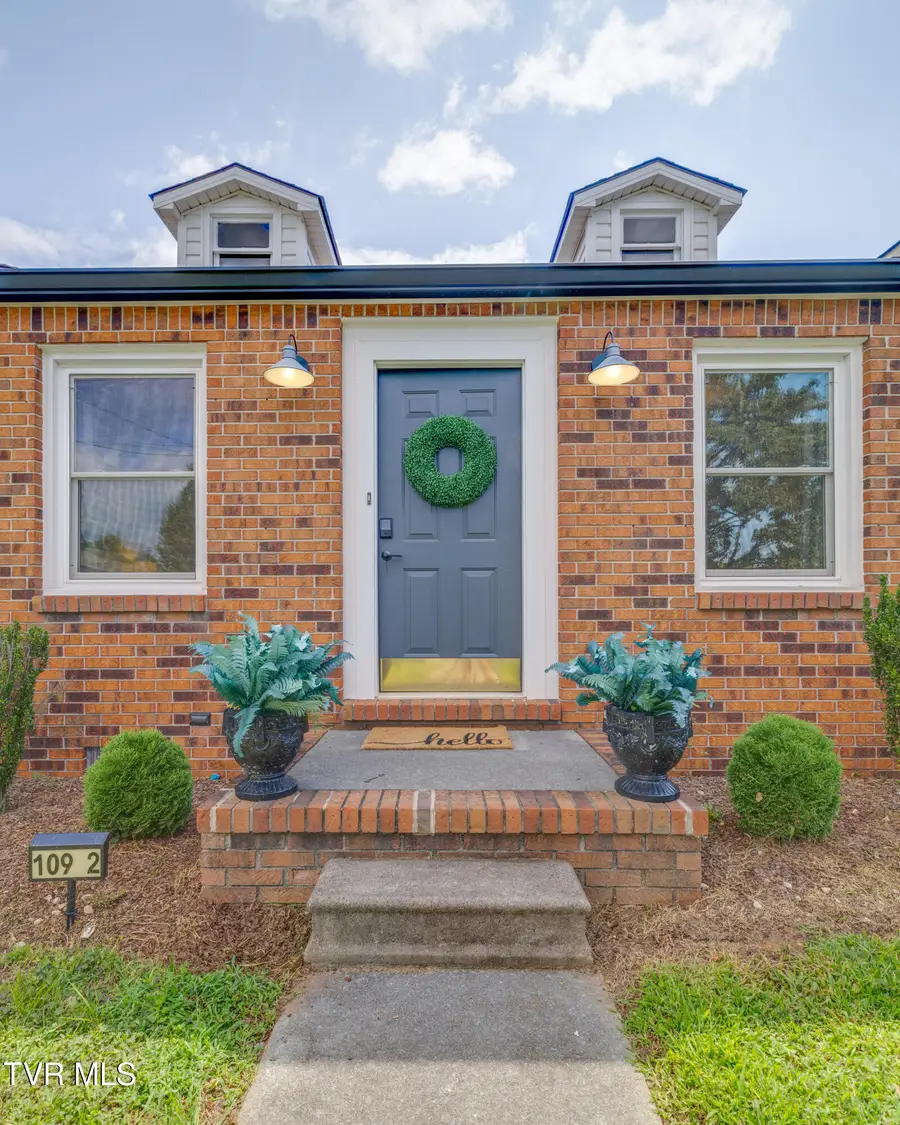 109 Mayfield Drive #2, Elizabethton, TN 37643 - #3