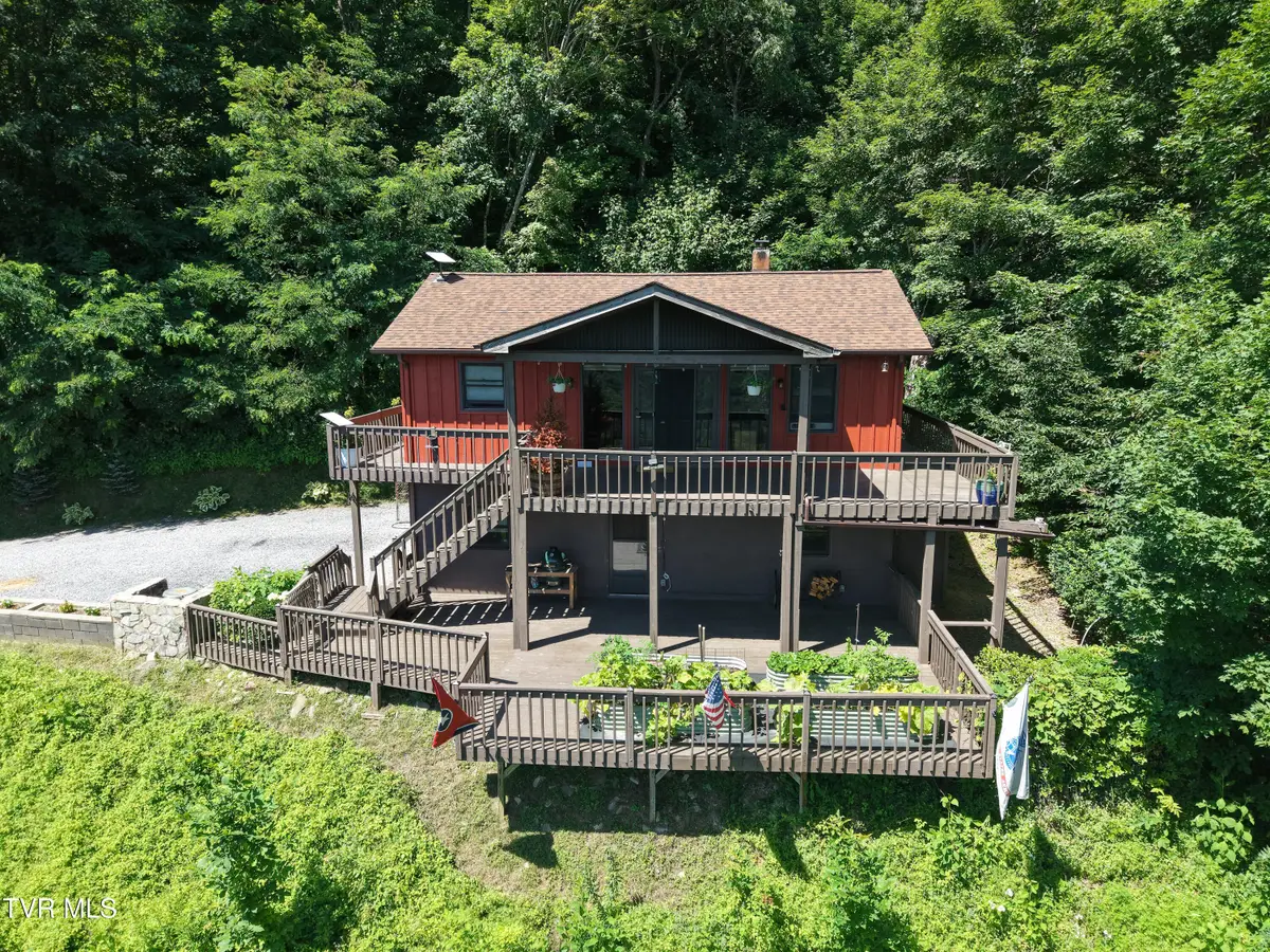 220 Roanwood Road, Roan Mountain, TN 37687 - #1