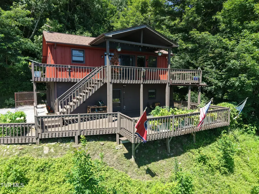 220 Roanwood Road, Roan Mountain, TN 37687 - #3