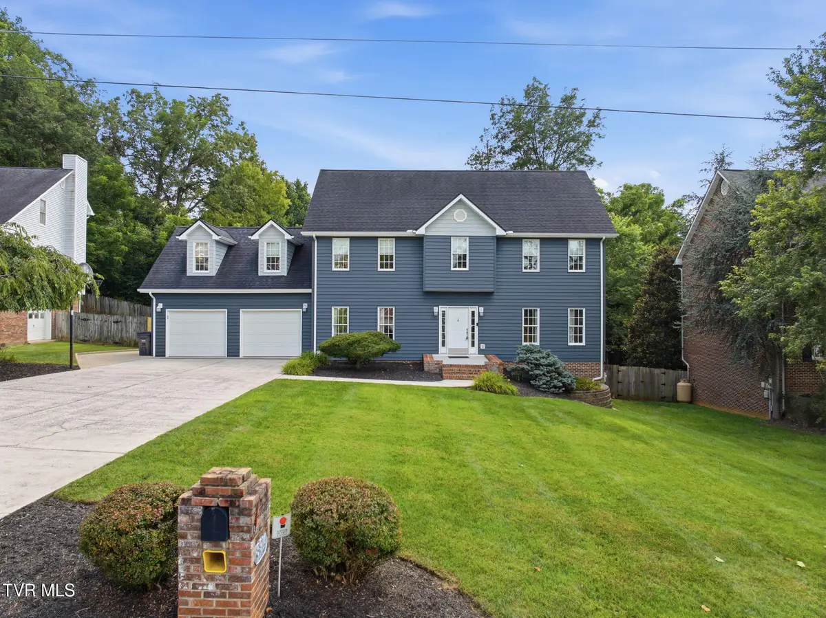 3914 Leaf Point, Kingsport, TN 37663 - #1