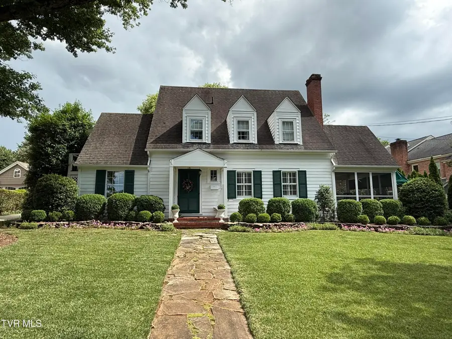 116 West F Street, Elizabethton, TN 37643 - #2