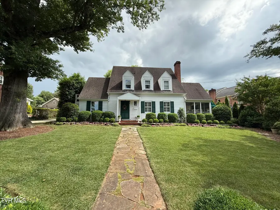 116 West F Street, Elizabethton, TN 37643 - #3