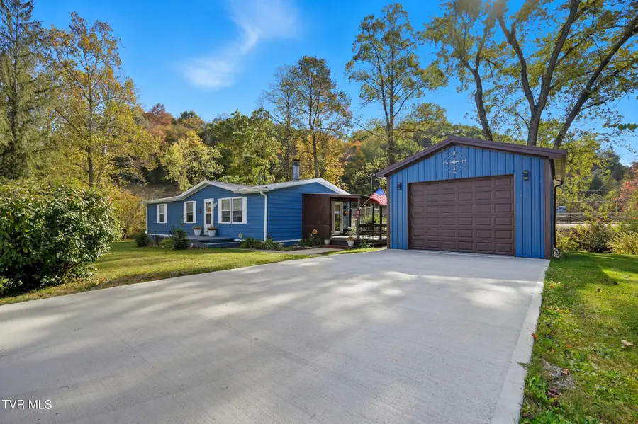 110 Northeast Little League Road, Coeburn, VA 24230 - #2