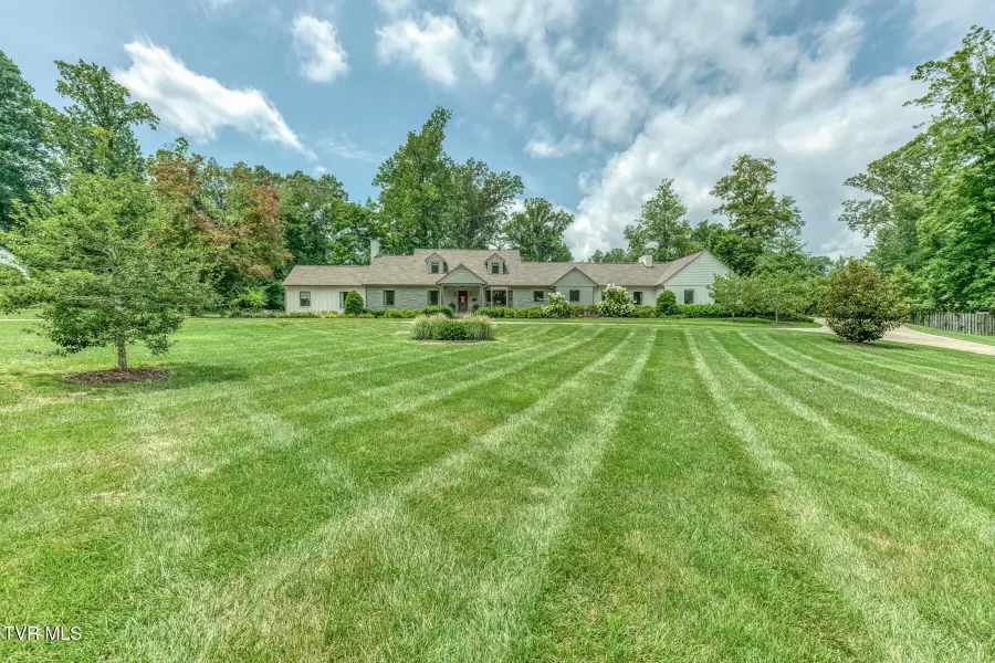 807 Woodland Avenue, Johnson City, TN 37601 - #3