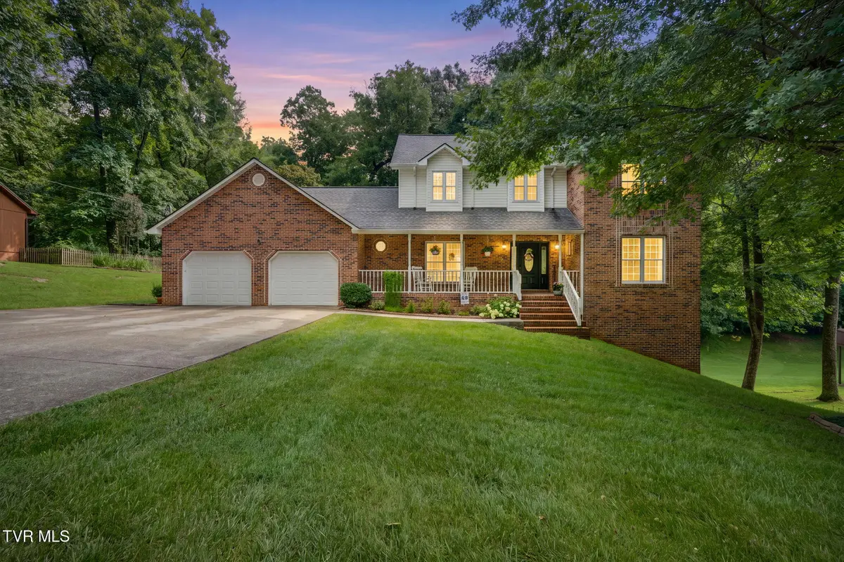 640 Woodland Drive, Elizabethton, TN 37643 - #1
