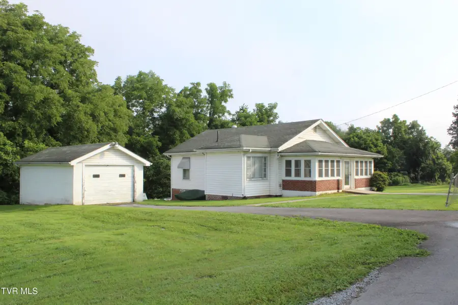273 Joyce Parsons Drive, Pennington Gap, VA 24277 - #3