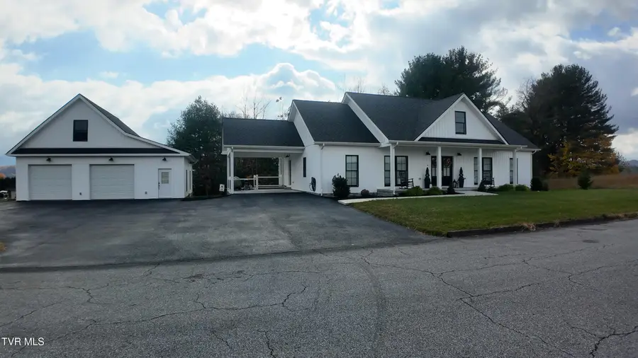 210 Lake View Estates Drive, Bristol, TN 37620 - #2