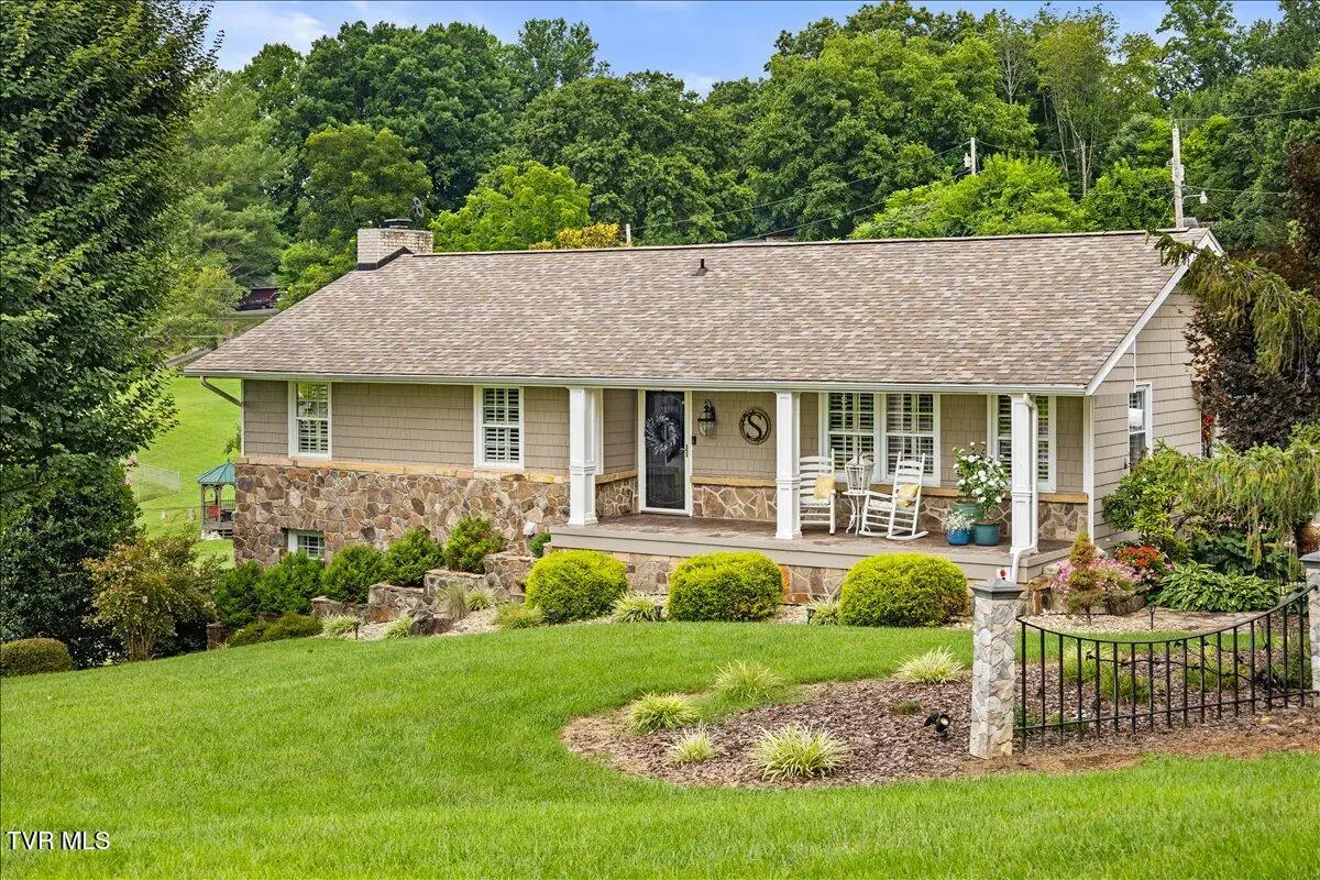 193 Taylor Avenue, Elizabethton, TN 37643 - #1