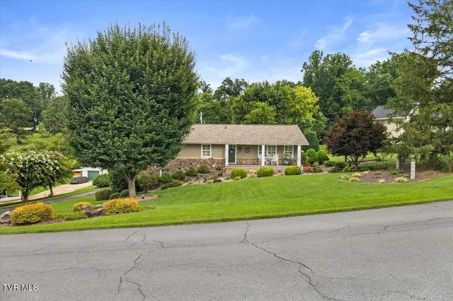 193 Taylor Avenue, Elizabethton, TN 37643 - #2