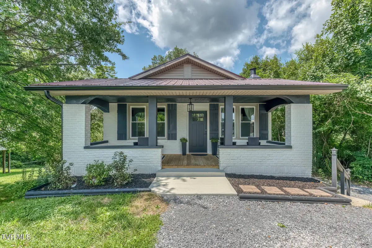 1208 Bluff City Highway, Bristol, TN 37620 - #1