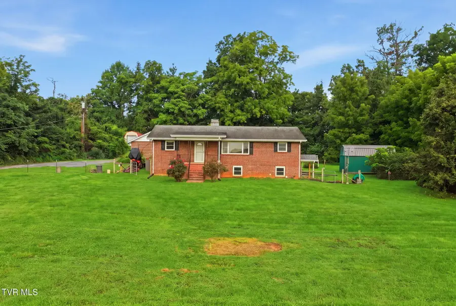 803 Old Jonesboro Road, Bristol, TN 37620 - #3