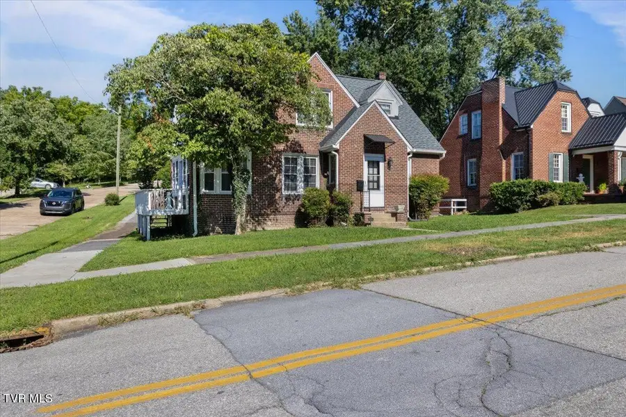 721 Holston Street, Kingsport, TN 37660 - #2
