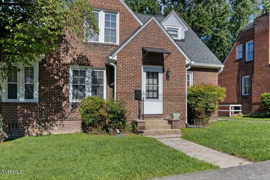 721 Holston Street, Kingsport, TN 37660 - #3