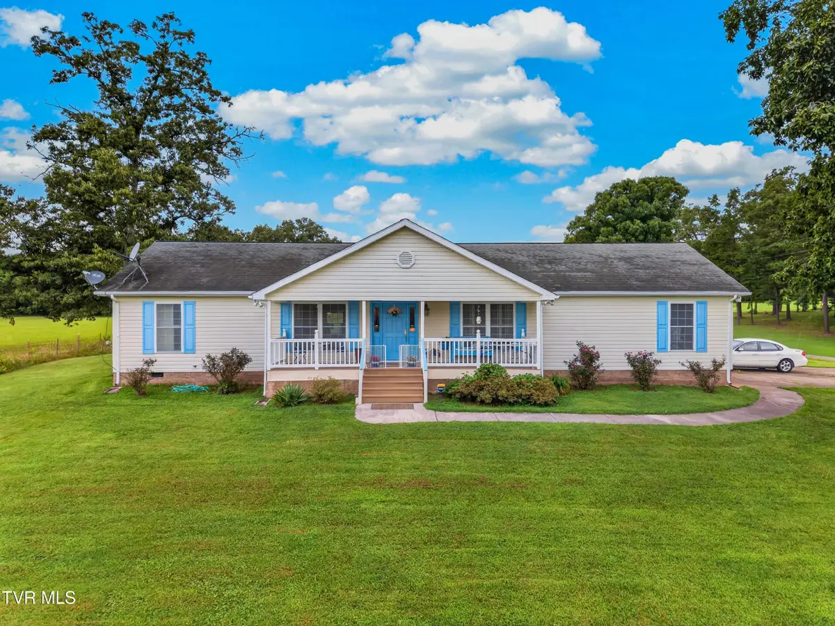 1601 Northern Ridge, Bybee, TN 37713 - #1