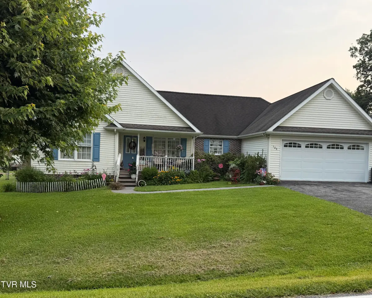 106 Northeast Kelly Street, Wise, VA 24293 - #1