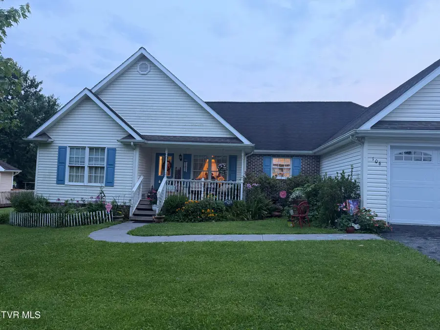 106 Northeast Kelly Street, Wise, VA 24293 - #2