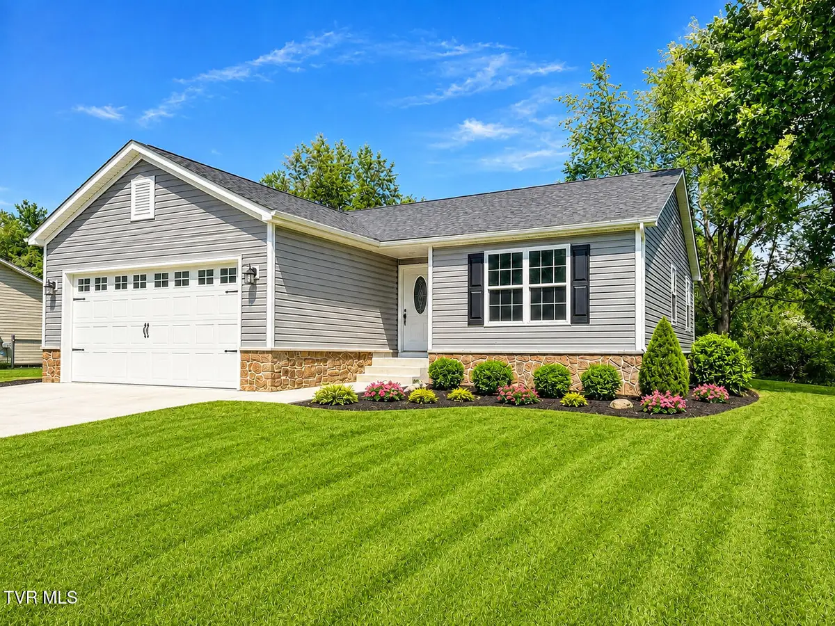 102 Charlie Avenue, Piney Flats, TN 37686 - #1