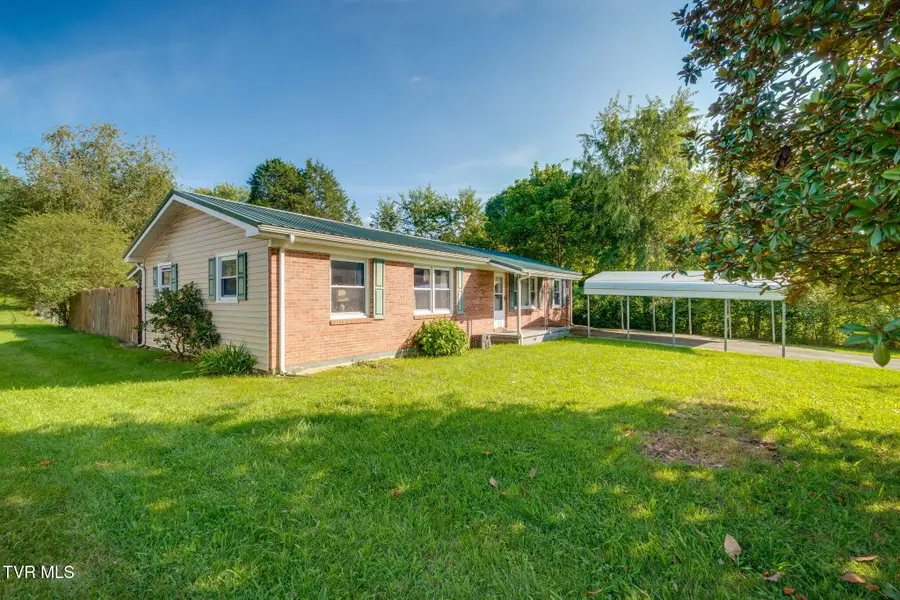 175 Ridgeway Street, Bluff City, TN 37618 - #2