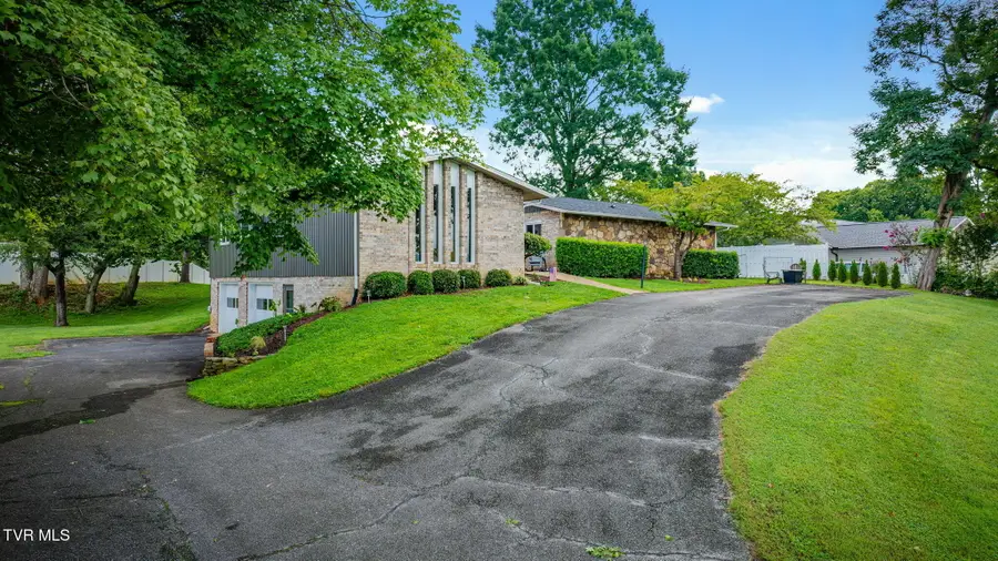 2440 Rivermont Drive, Kingsport, TN 37660 - #3