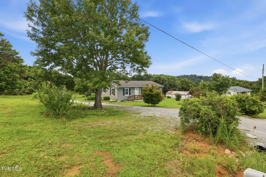 2060 Fishpond Road, Chuckey, TN 37641 - #2