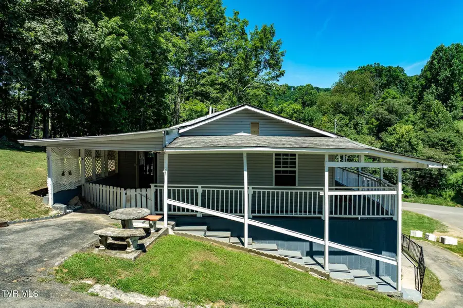 10590 Oak Grove Road, Bristol, VA 24202 - #3