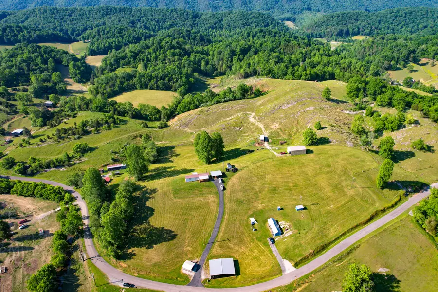 2428 Possum Creek Road, Gate City, VA 24251 - #2