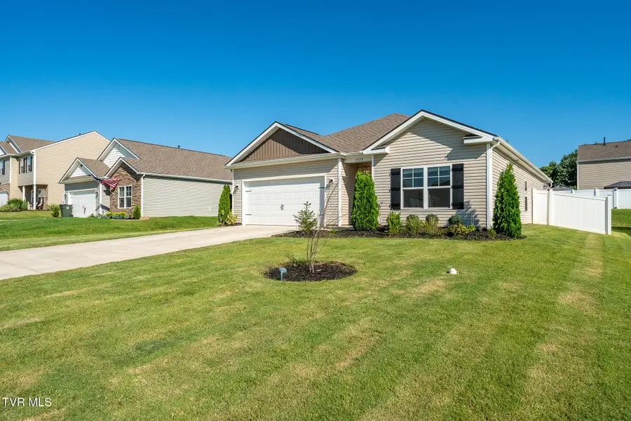 1520 Raccoon Lane, Piney Flats, TN 37686 - #2