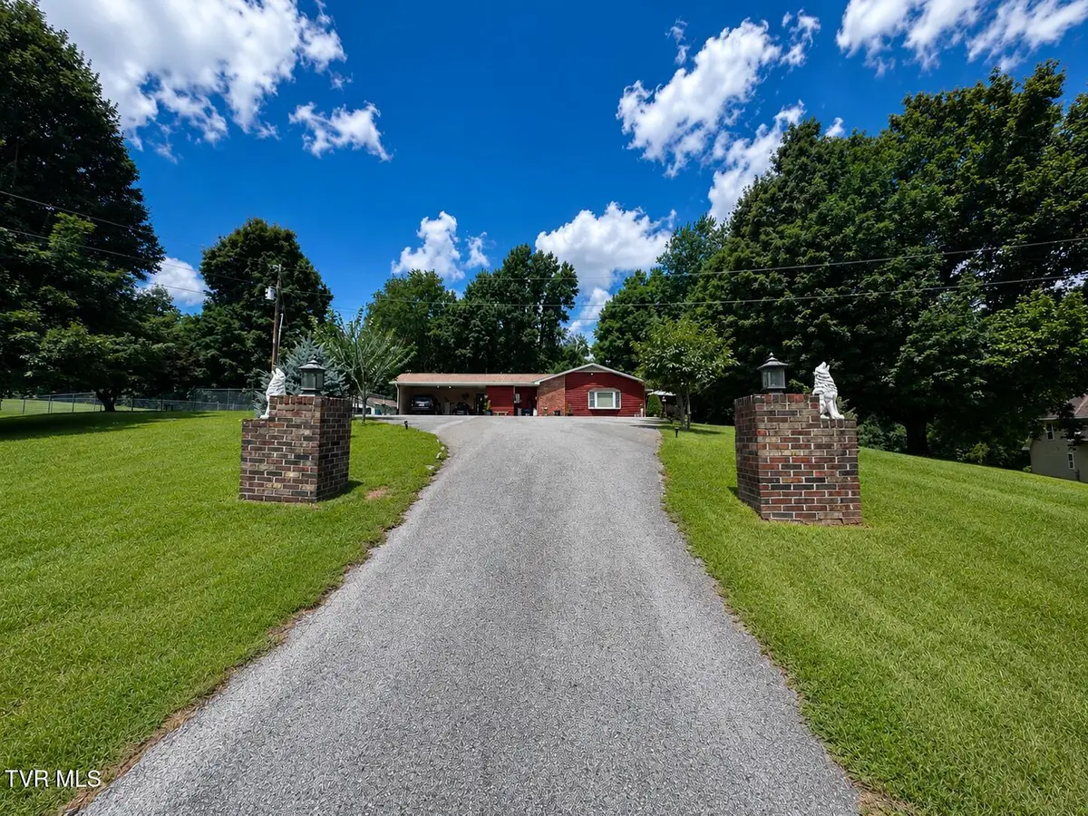 411 Lorie Valley Drive, Pennington Gap, VA 24277 - #1