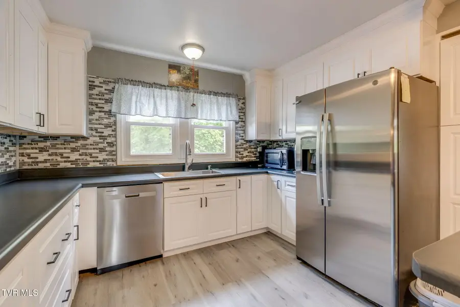 299 California Avenue, Church Hill, TN 37642 - #3