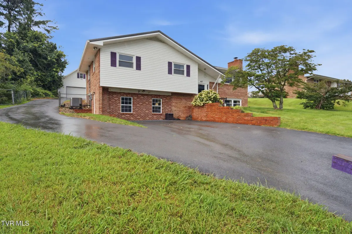 417 Mount Area Drive, Bristol, TN 37620 - #1