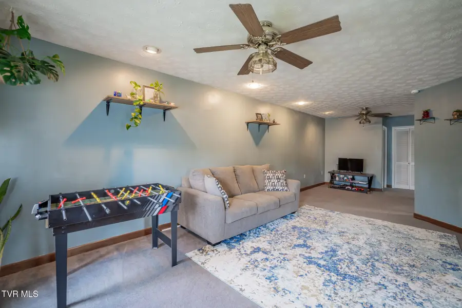 2424 Overlook Road, Kingsport, TN 37664 - #3