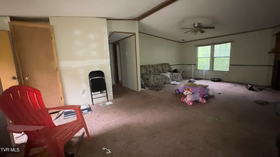 380 Cedar Point Road, Johnson City, TN 37615 - #2