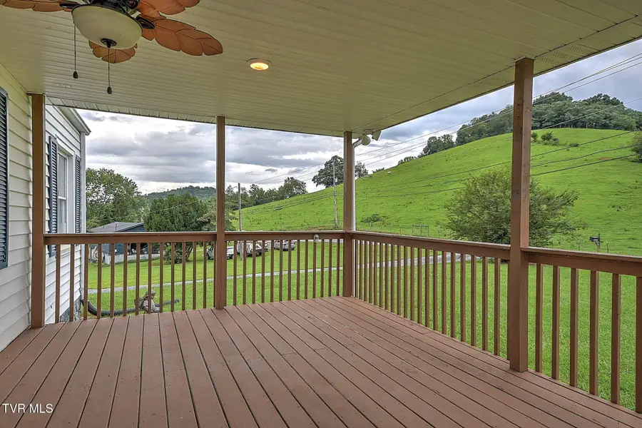 2044 Siam Road, Elizabethton, TN 37643 - #2
