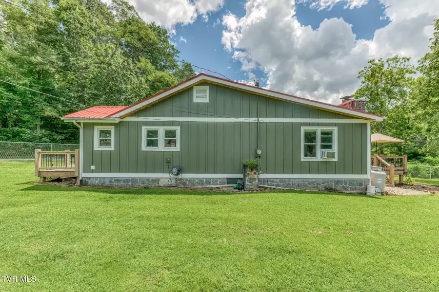 112 Hogum Hollow Road, Roan Mountain, TN 37687 - #3