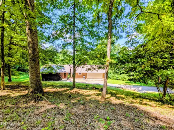 2364 Mountain Drive, Kingsport, TN 37664