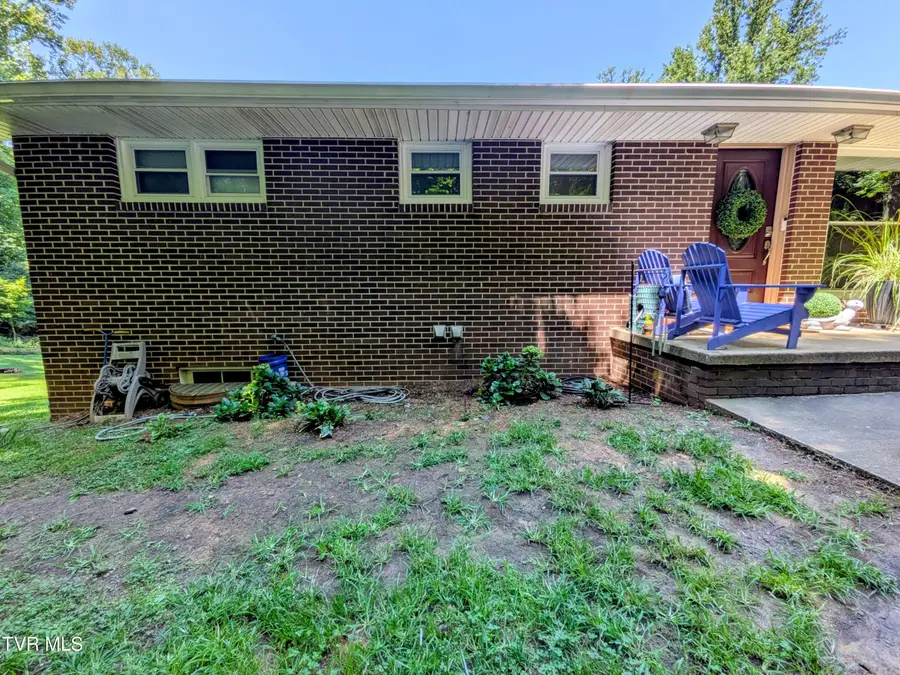2364 Mountain Drive, Kingsport, TN 37664 - #2