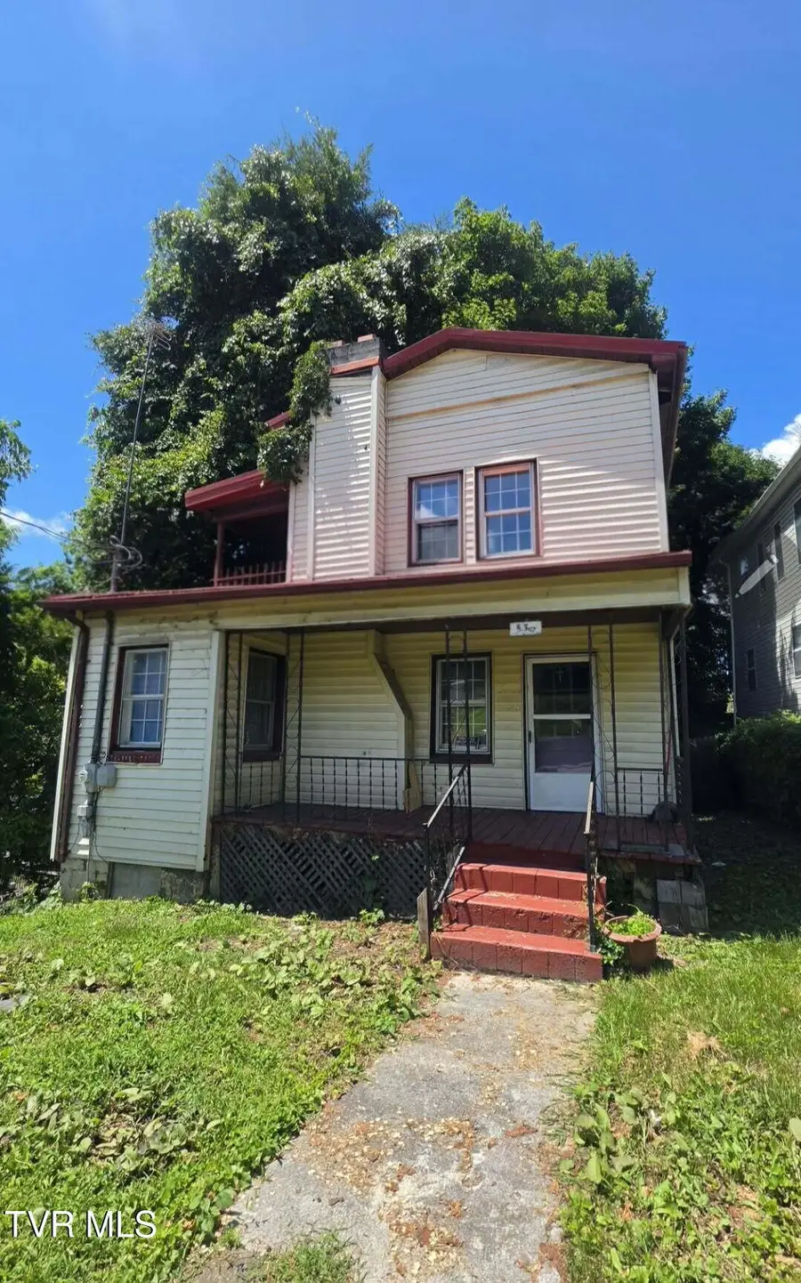 530 Northwest Oak Street, Norton, VA 24273 - #3