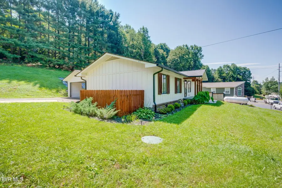 2071 Highway 421, Bristol, TN 37620 - #3