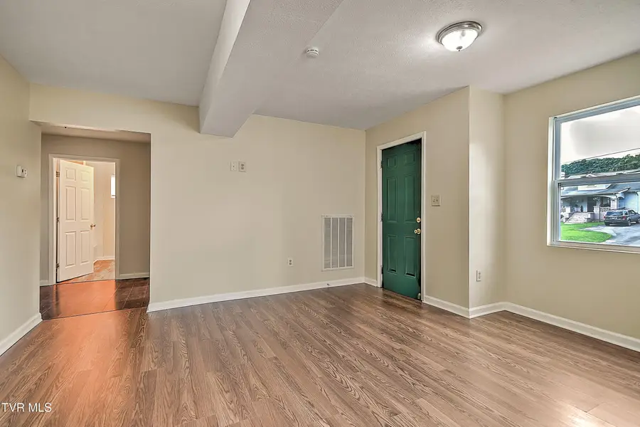 2609 Bloomingdale Road, Kingsport, TN 37660 - #3