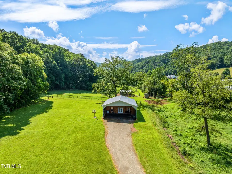 713 Laurels Road, Johnson City, TN 37601 - #2