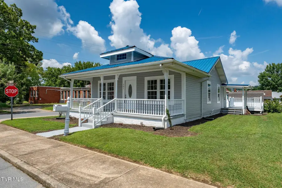 701 1st Street, Elizabethton, TN 37643 - #2