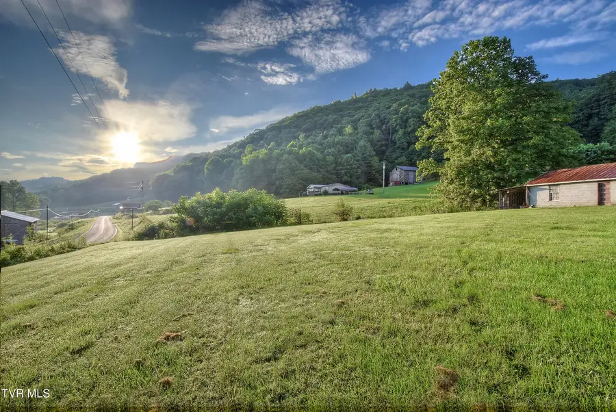1841 Rice Creek Road, Flag Pond, TN 37657 - #2