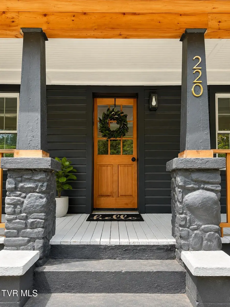 220 Jenkins Hollow Road, Elizabethton, TN 37643 - #3
