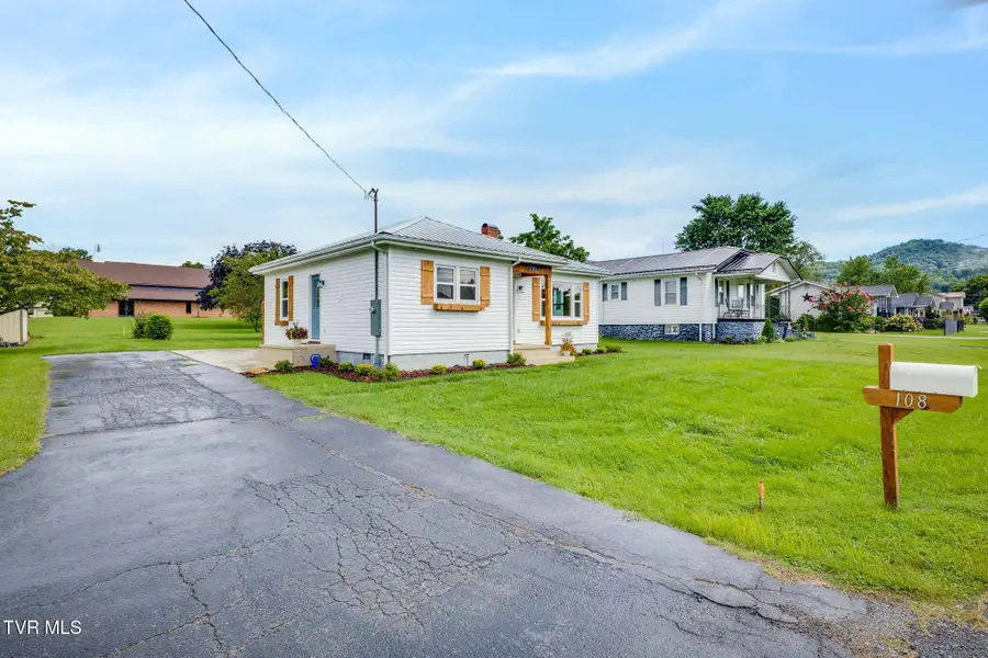 108 Witcher Street, Erwin, TN 37650 - #3