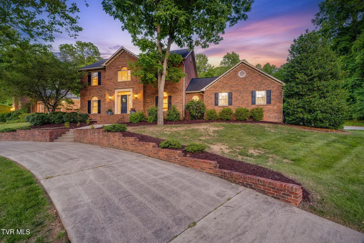 1005 Huntington Court, Kingsport, TN 37660 - #1