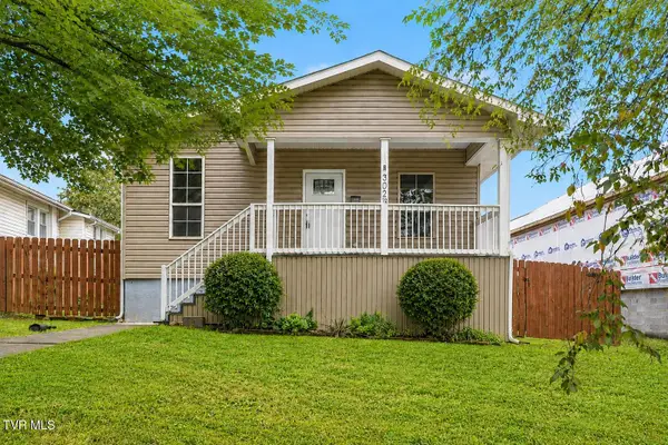 302 1/2 Highland Avenue Avenue, Johnson City, TN 37604