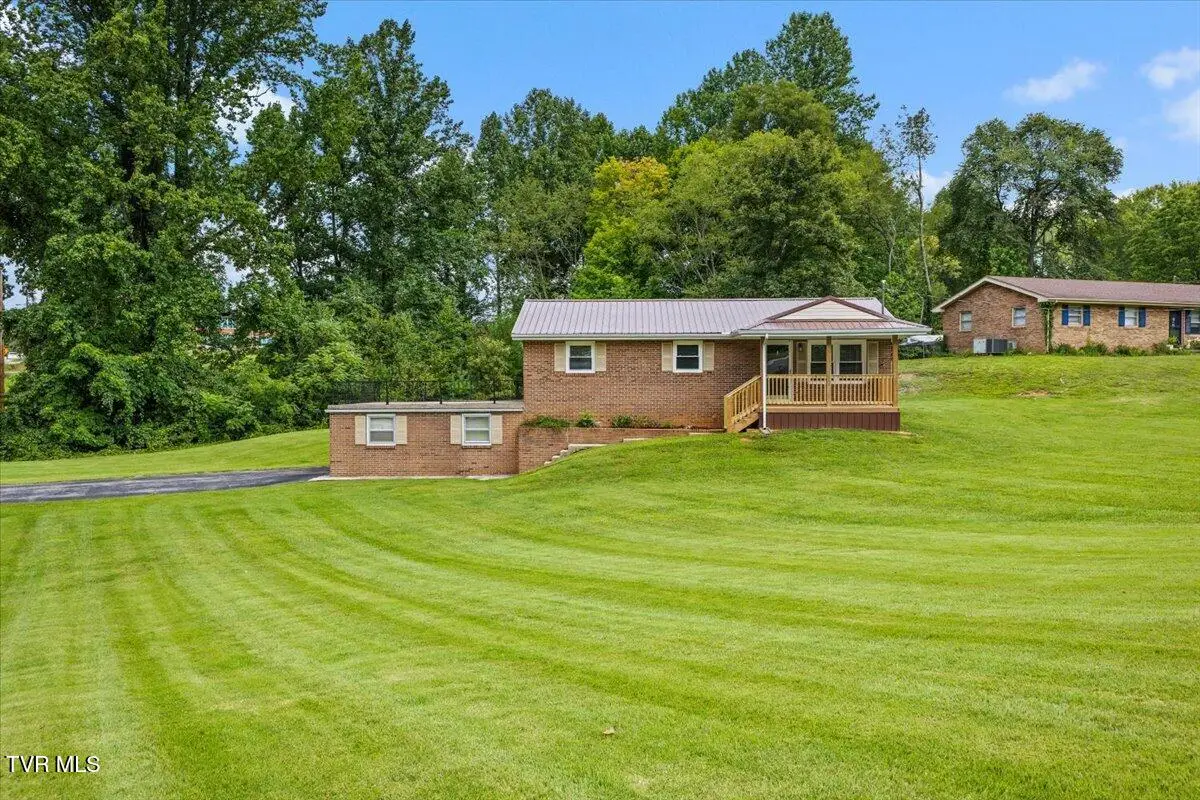 202 Forrest Drive, Jonesborough, TN 37659 - #1